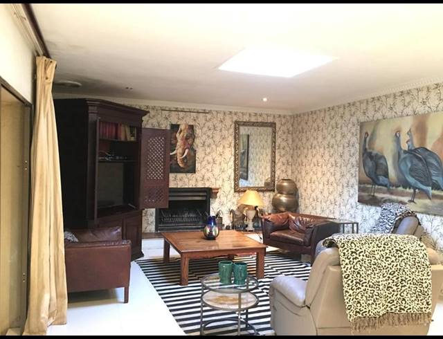 5 BEDROOM HOUSE FOR SALE IN WATERKLOOF